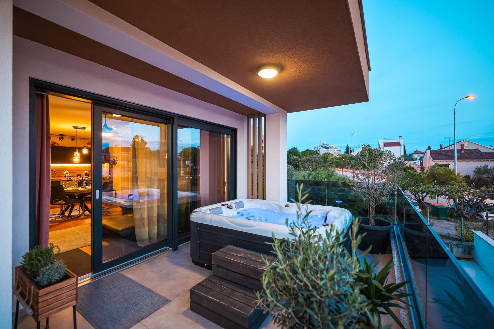 Luma Luxury Apartment With Jacuzzi ซาดาร์ ภายนอก รูปภาพ